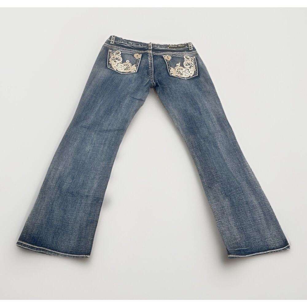 Cedar Rose Low-Rise Rhinestones Embroidery Cowgirl Fit Blue Jeans Sz 32x34